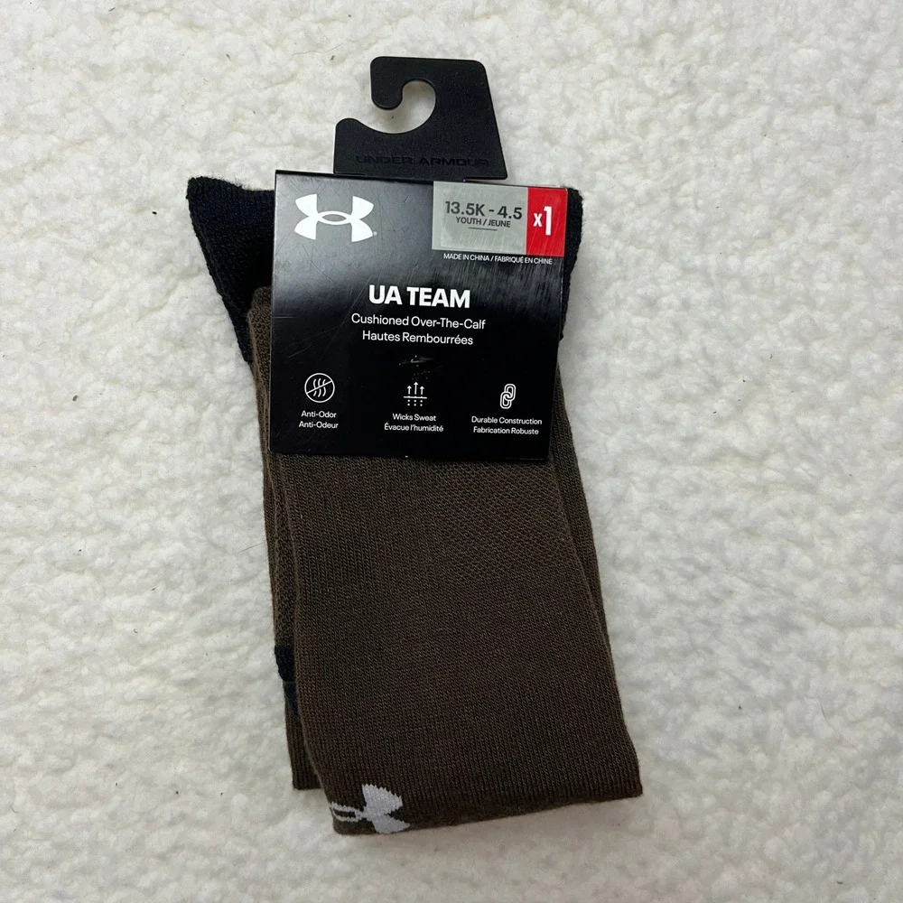 Under Armour UA Team Cushioned Over-The-Calf Socks Youth Brown 1367823-200